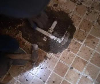 孝感市卫生间漏水维修公司为您分享下卫生间渗水如何处理及注意事项